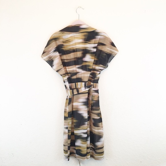 Akris Punto | Camo Print Wrap Belted Dress - Picture 2 of 7
